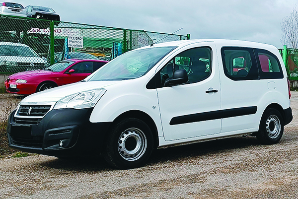 Desguaces-Cano-Coches123